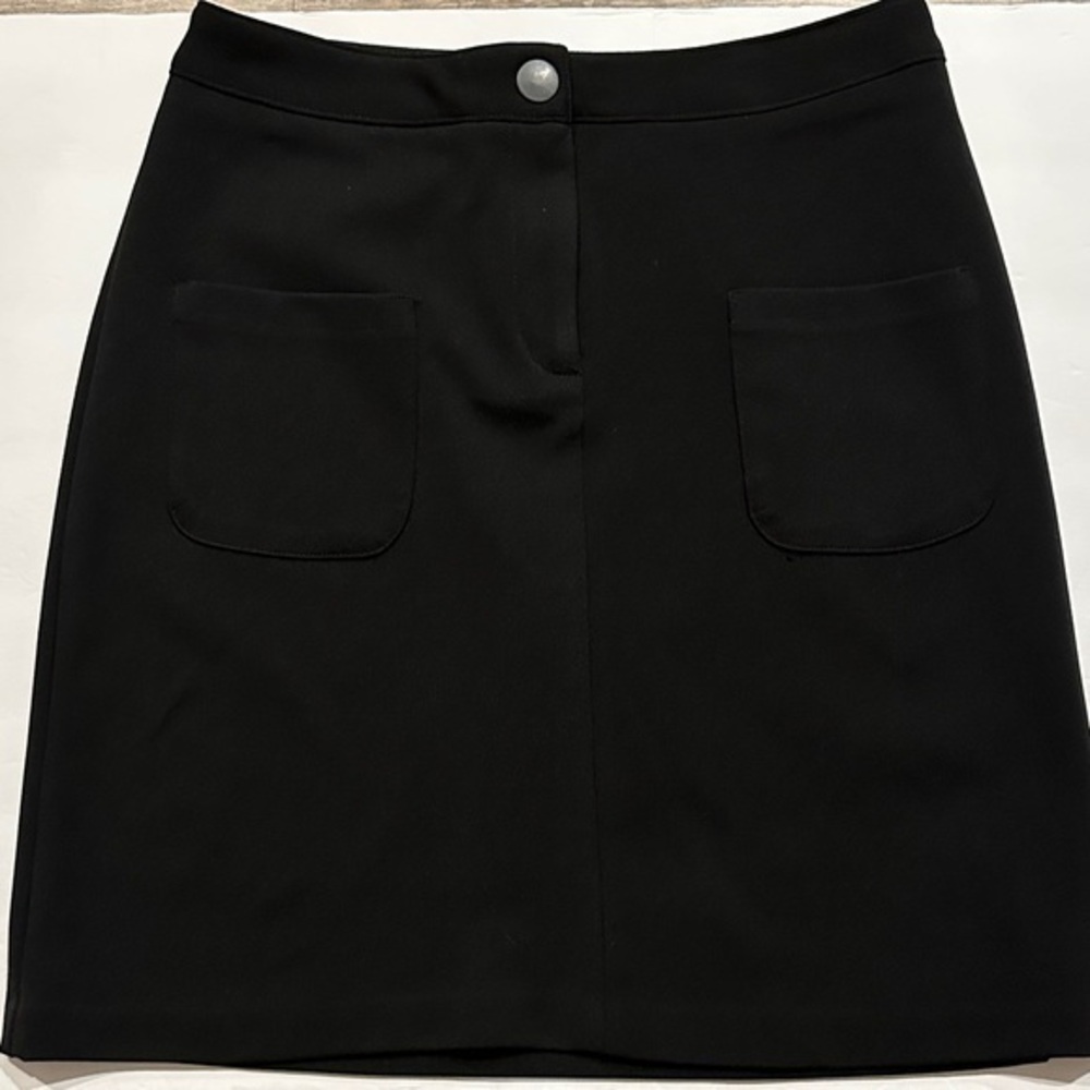 Papaya Classic Black Pencil mini Skirt with front pockets Size 8